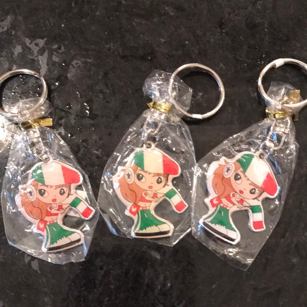 Three italian girl key chains